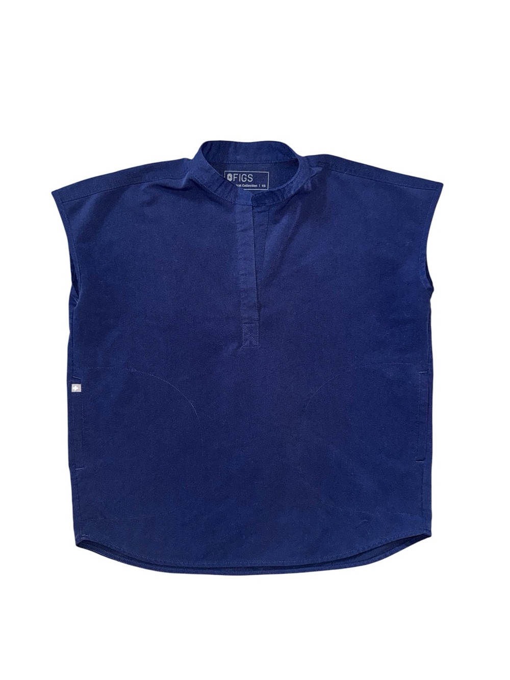 FIGS women’s Rafaela style Dark Navy Short Sleeve XSmall scrub top